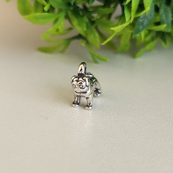 925 Sterling Silver Pug Charm - Picture 1 of 3